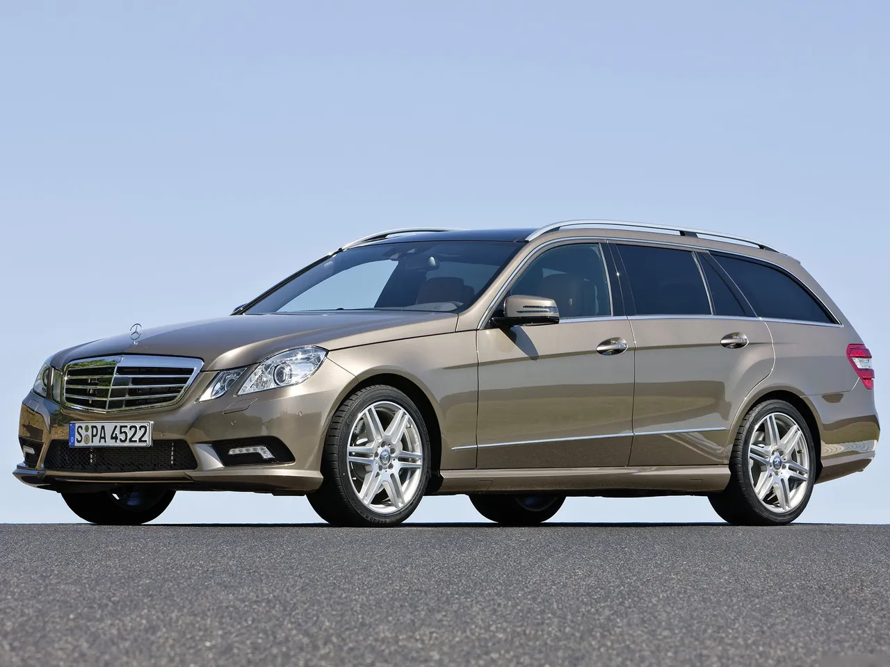 Mercedes-Benz E-Class Estate (2010)