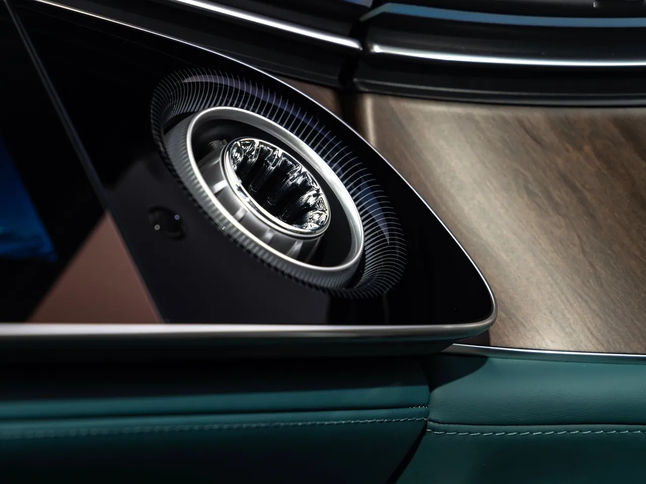 Mercedes-Benz S580 4Matic Maybach [US] (2027)