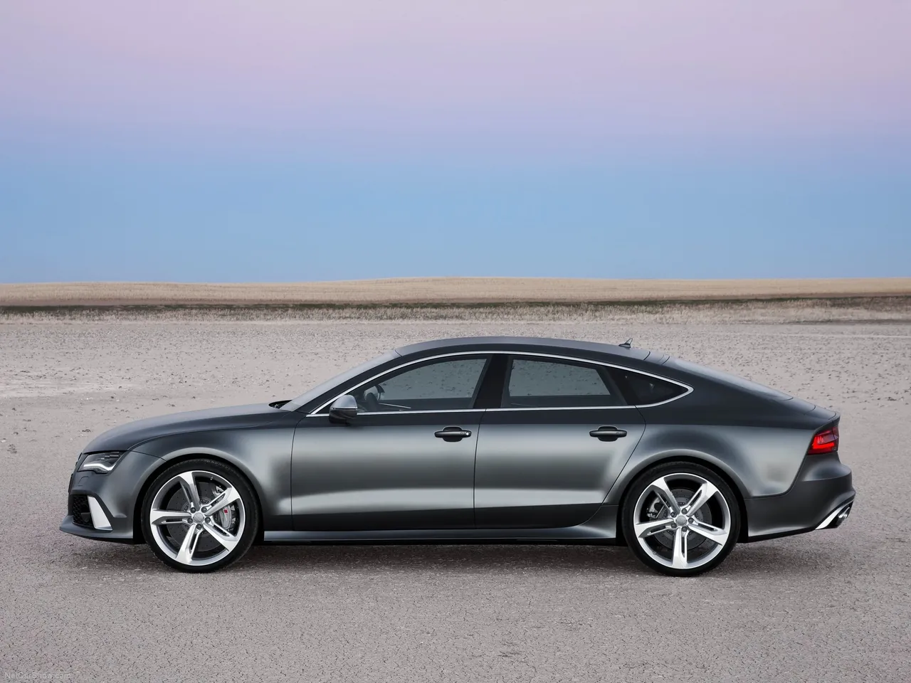 Audi RS7 Sportback (2014) – boční profil