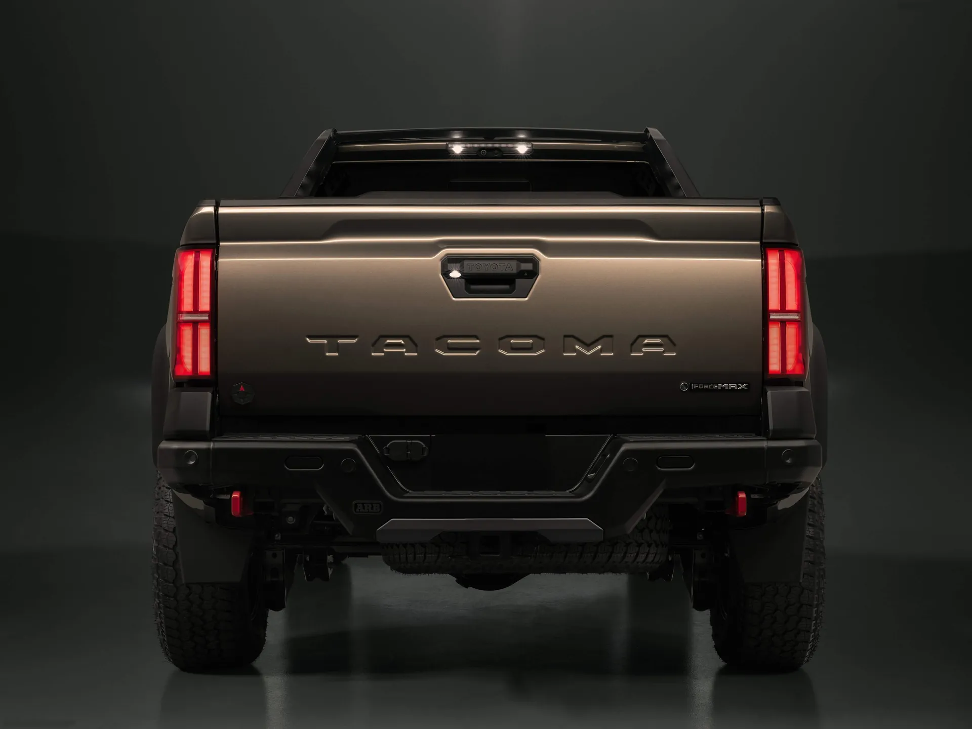 Toyota Tacoma Trailhunter (2024) – zezadu