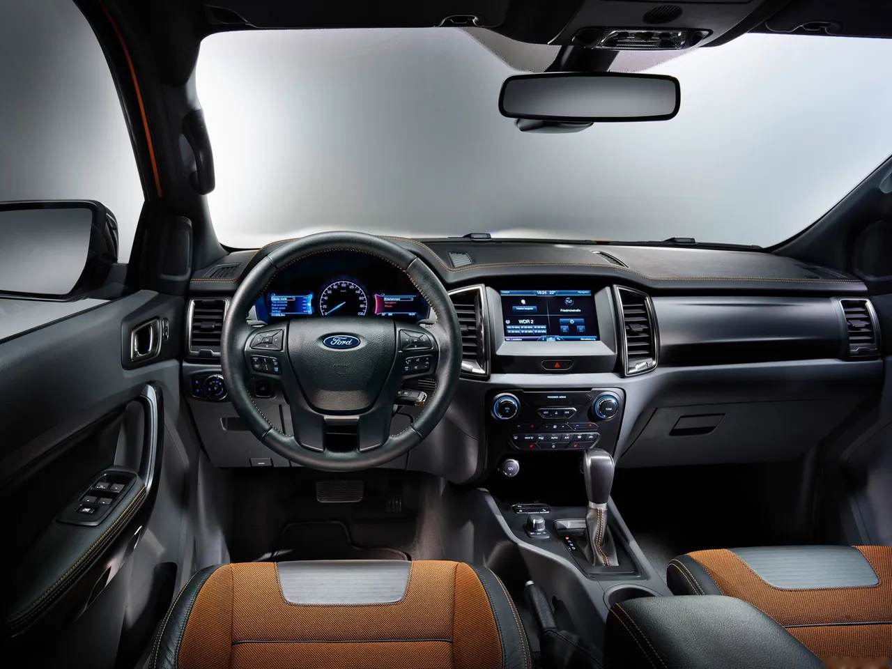 Ford Ranger (2016) – interiér