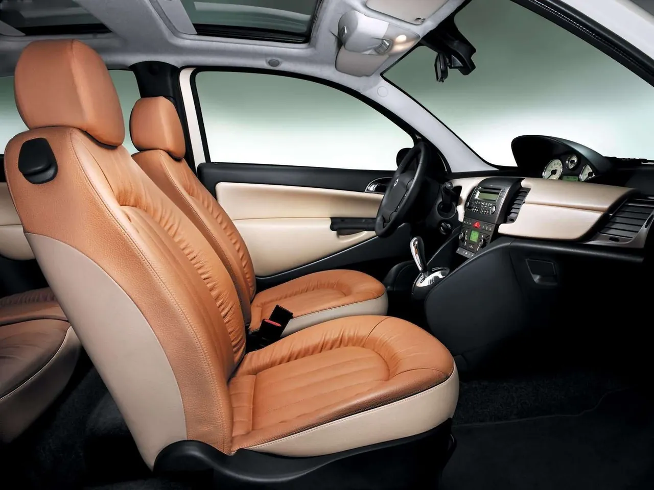 Lancia Ypsilon (2003) – interiér