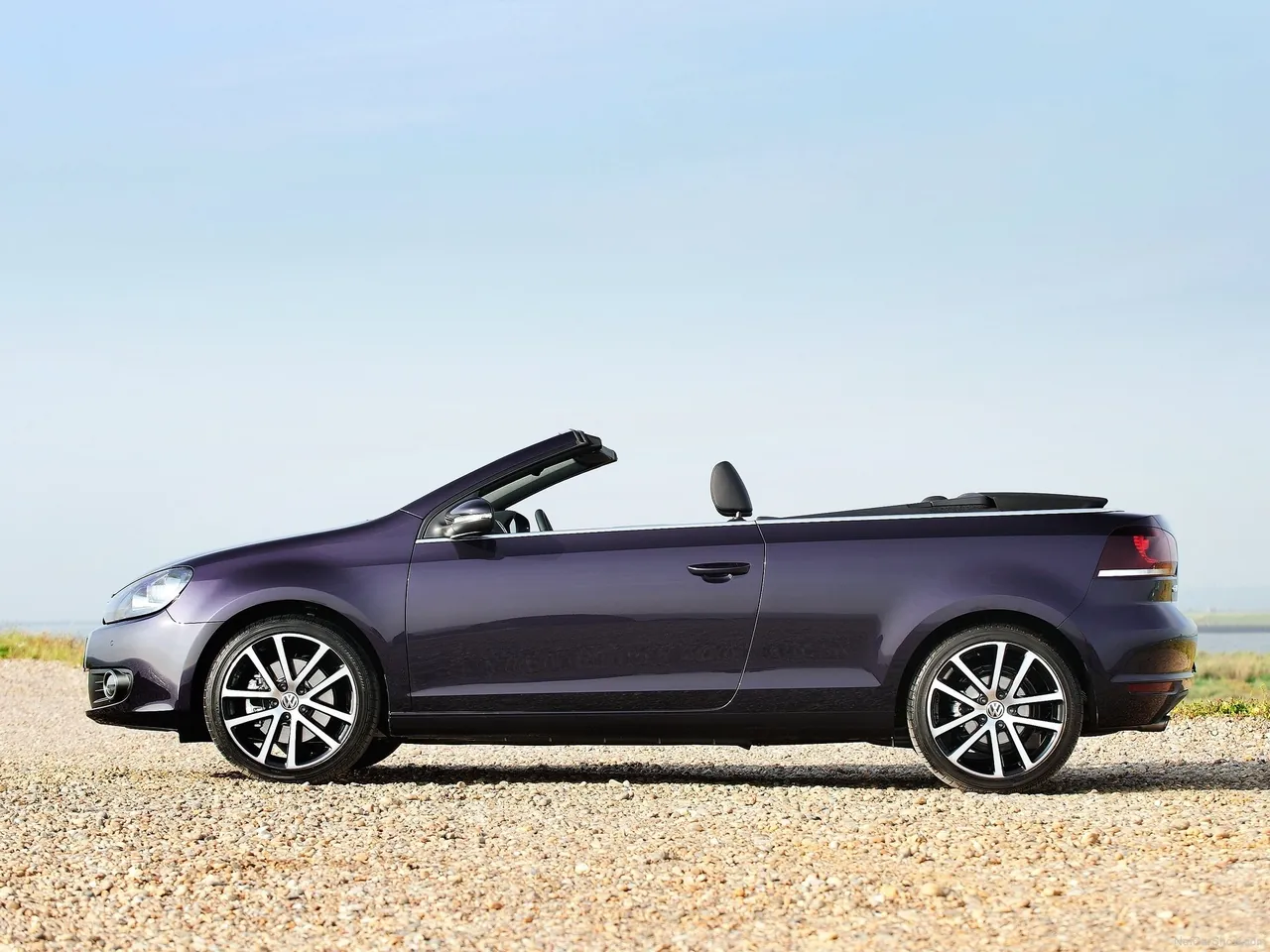 Volkswagen Golf Cabriolet (2012) – boční profil
