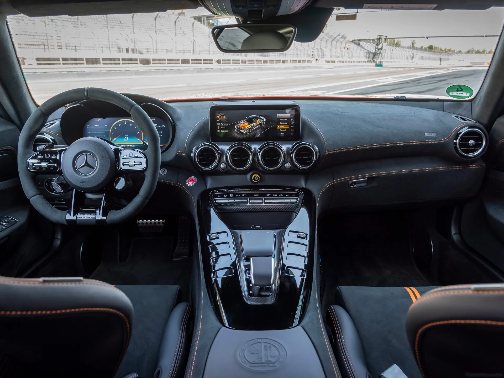 Mercedes-Benz AMG GT Black Series (2021) - Interior
