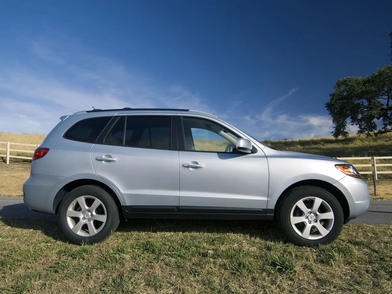 Hyundai Santa Fe (2007) – boční profil