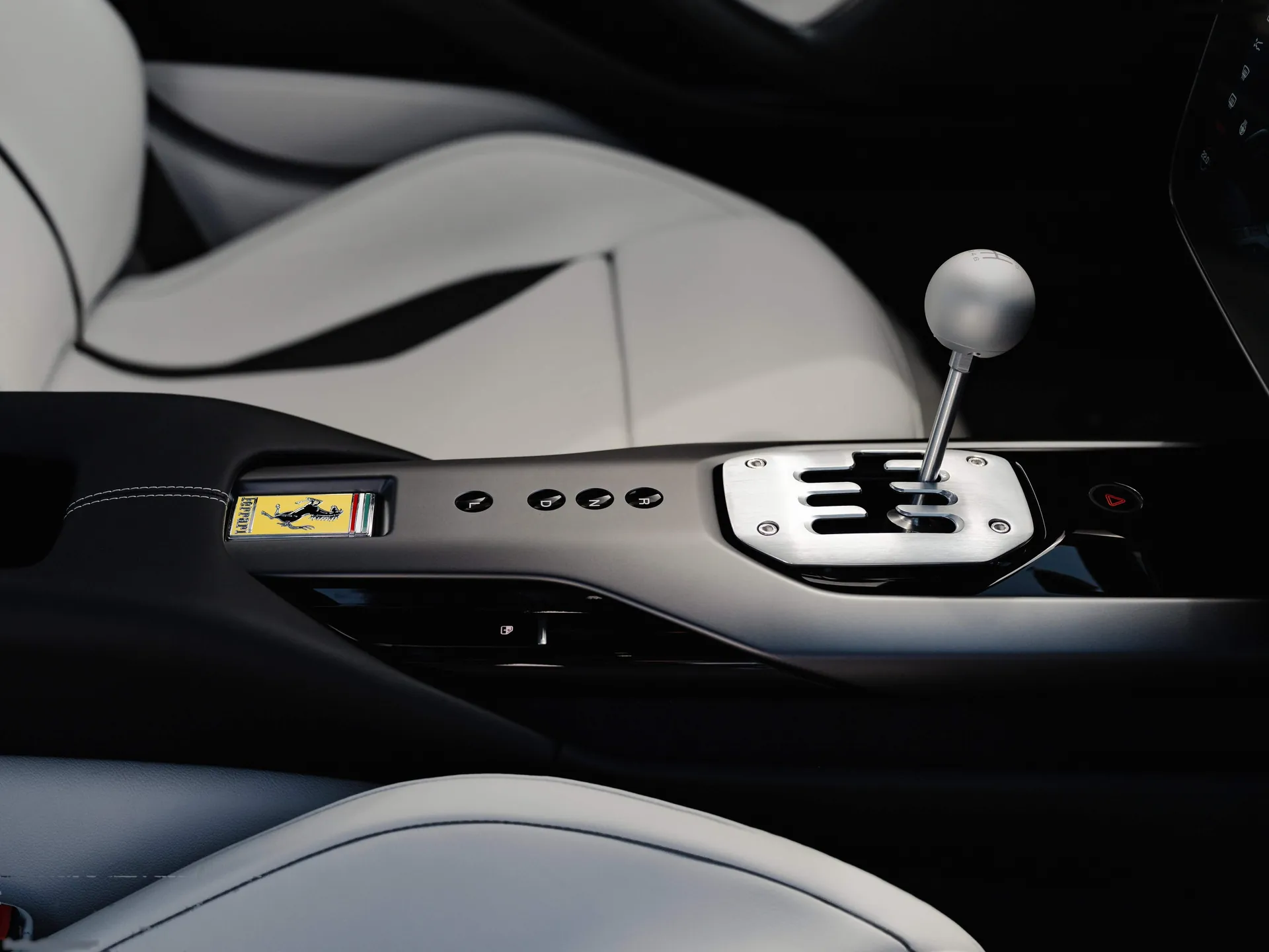 Ferrari 12Cilindri Manuale (2027) – technika