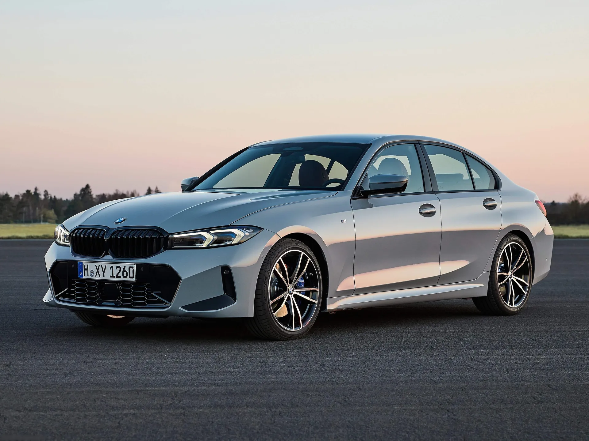 BMW 3-Series (2023)