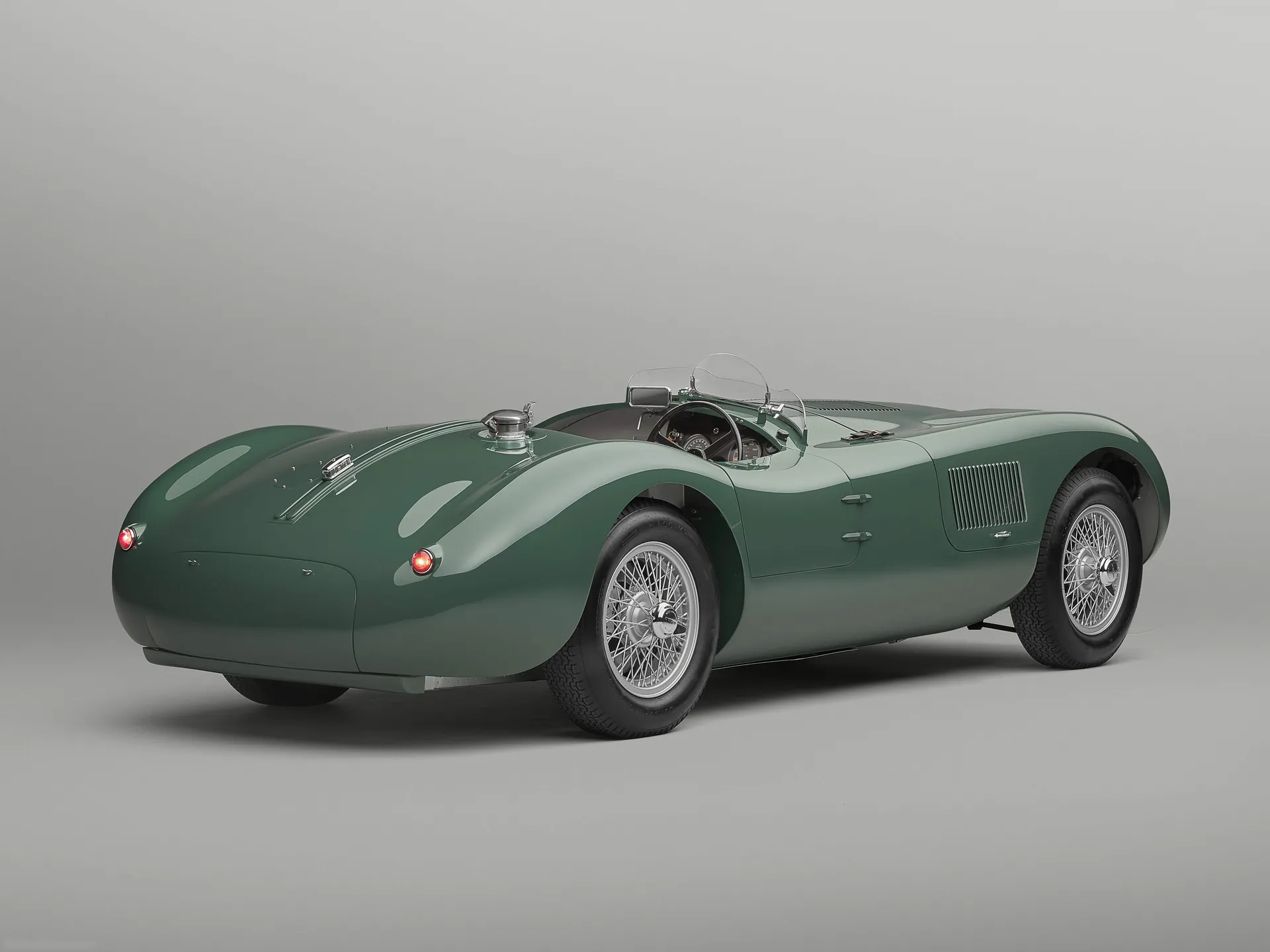Jaguar C-Type Continuation (2021) – zadní tříčtvrteční pohled