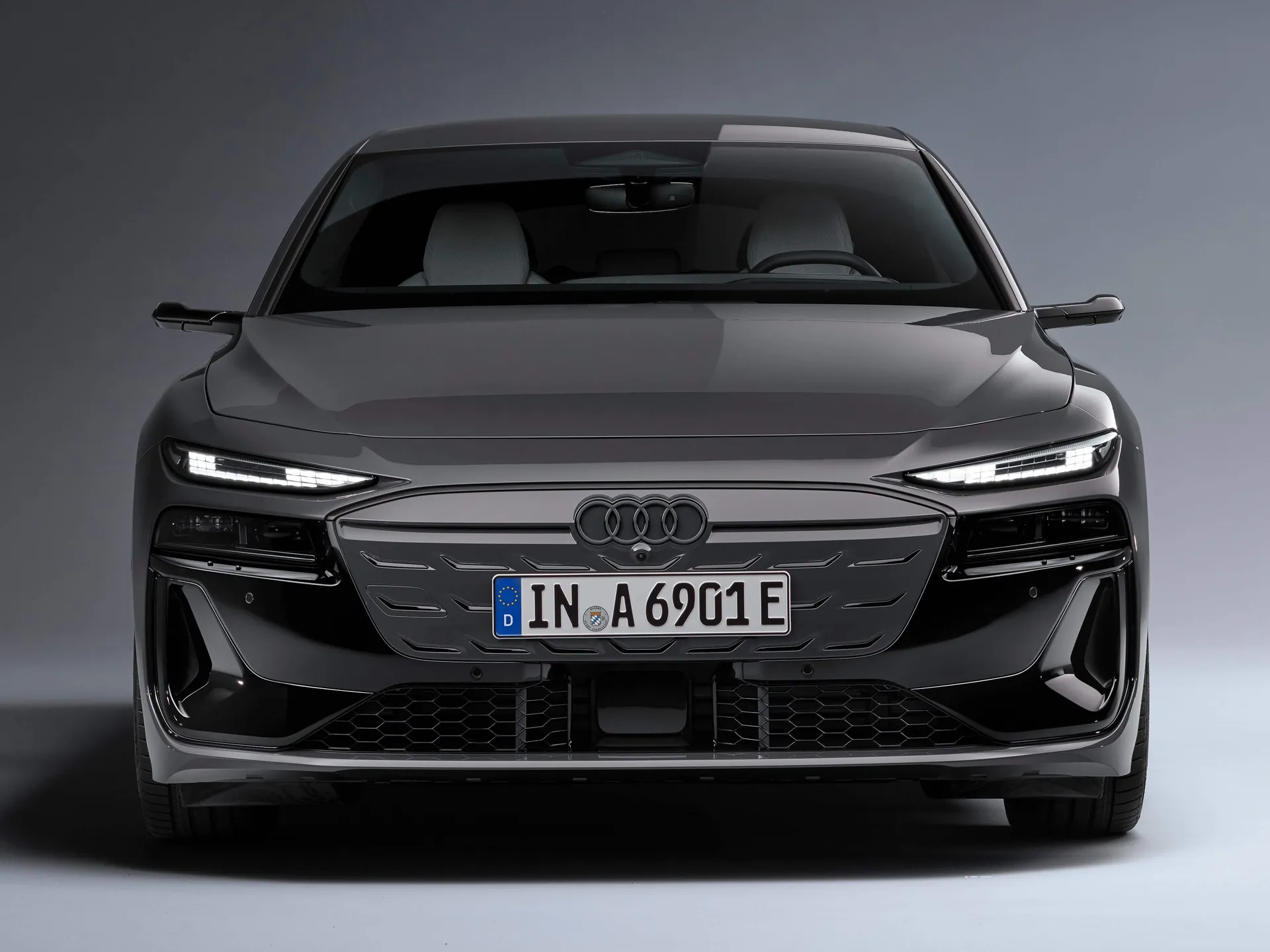 Audi A6 Avant e-tron (2025) – zepředu
