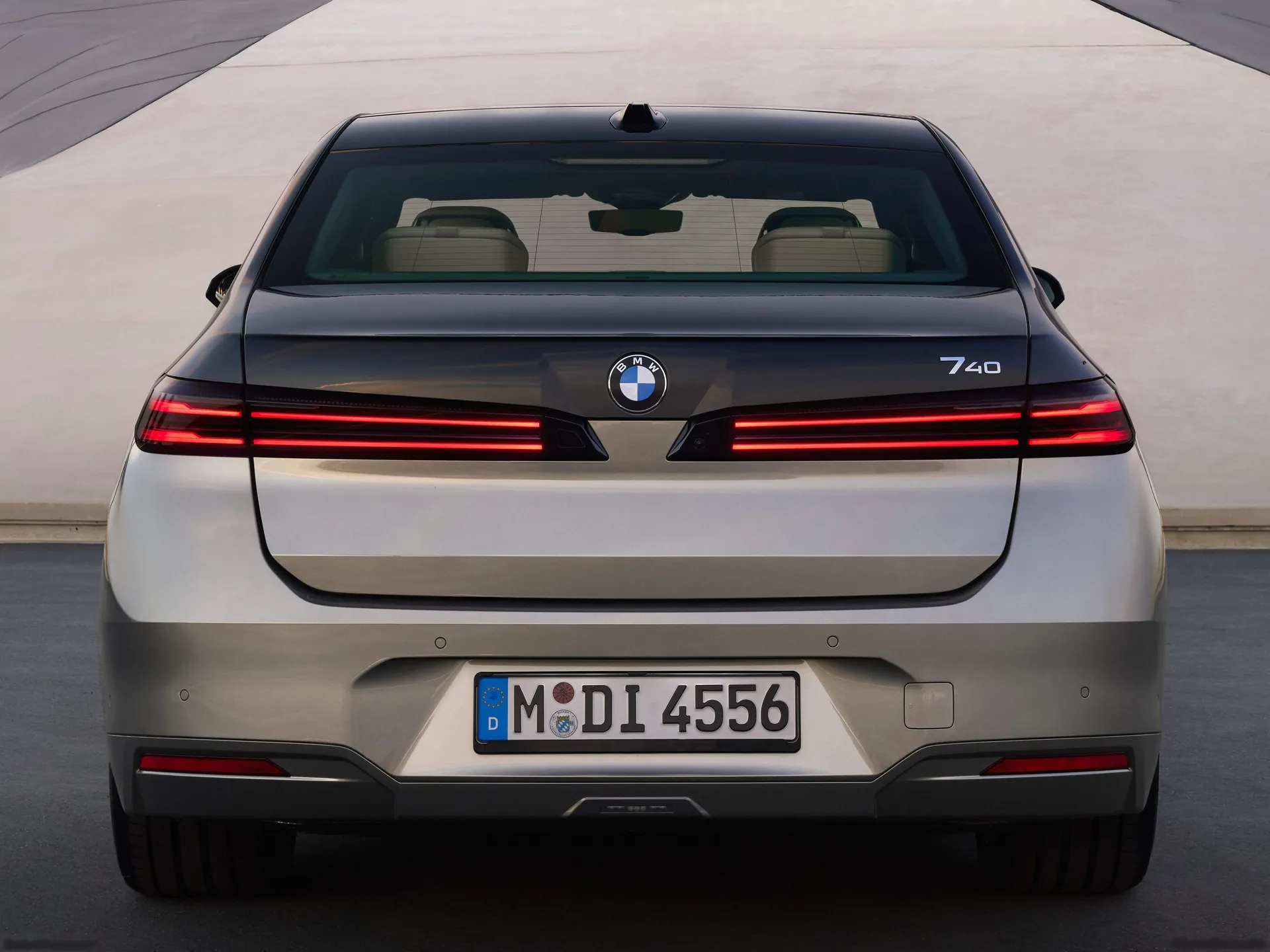 BMW 7-Series (2027) – zezadu