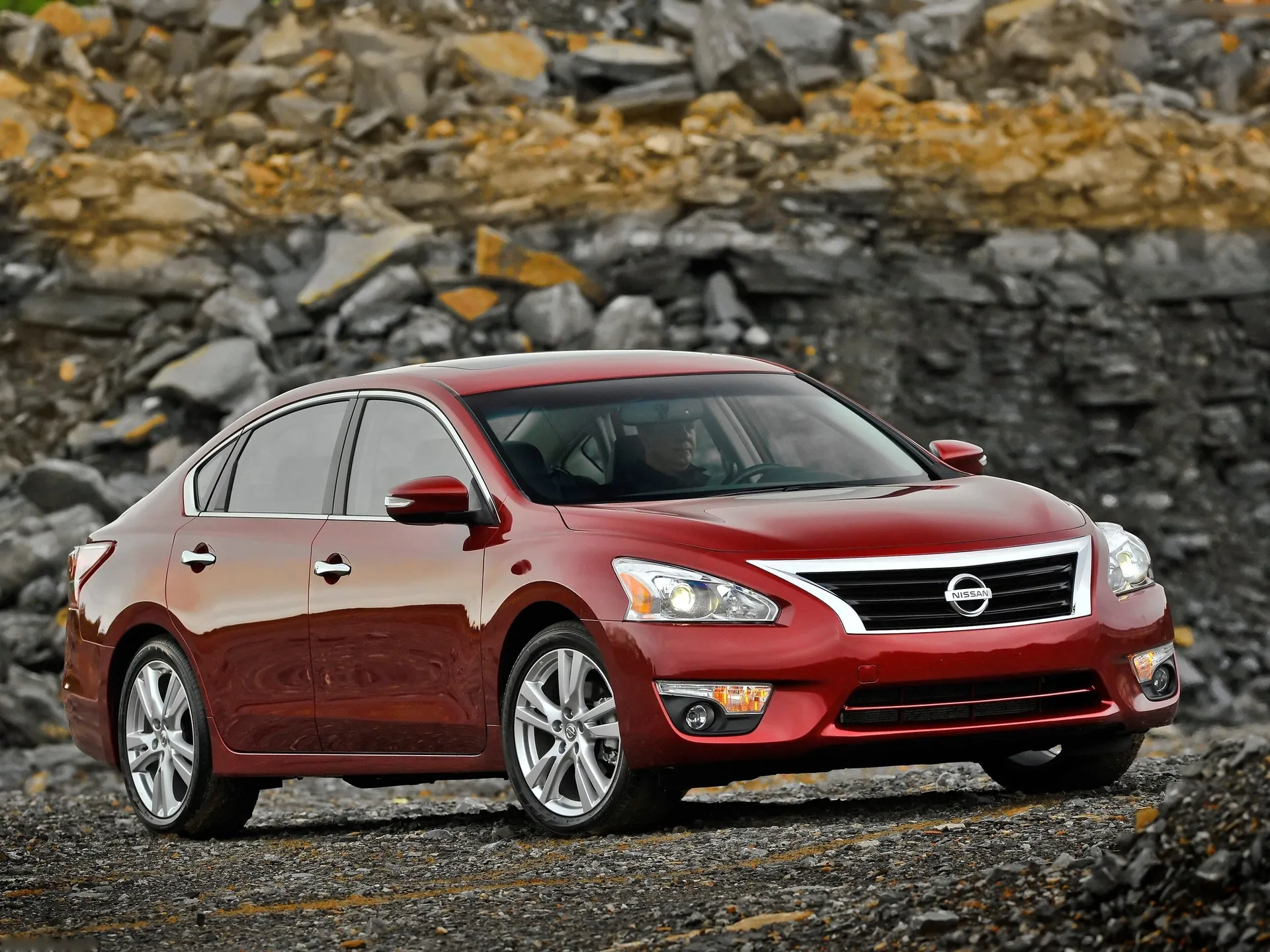 Nissan Altima Sedan (2013)