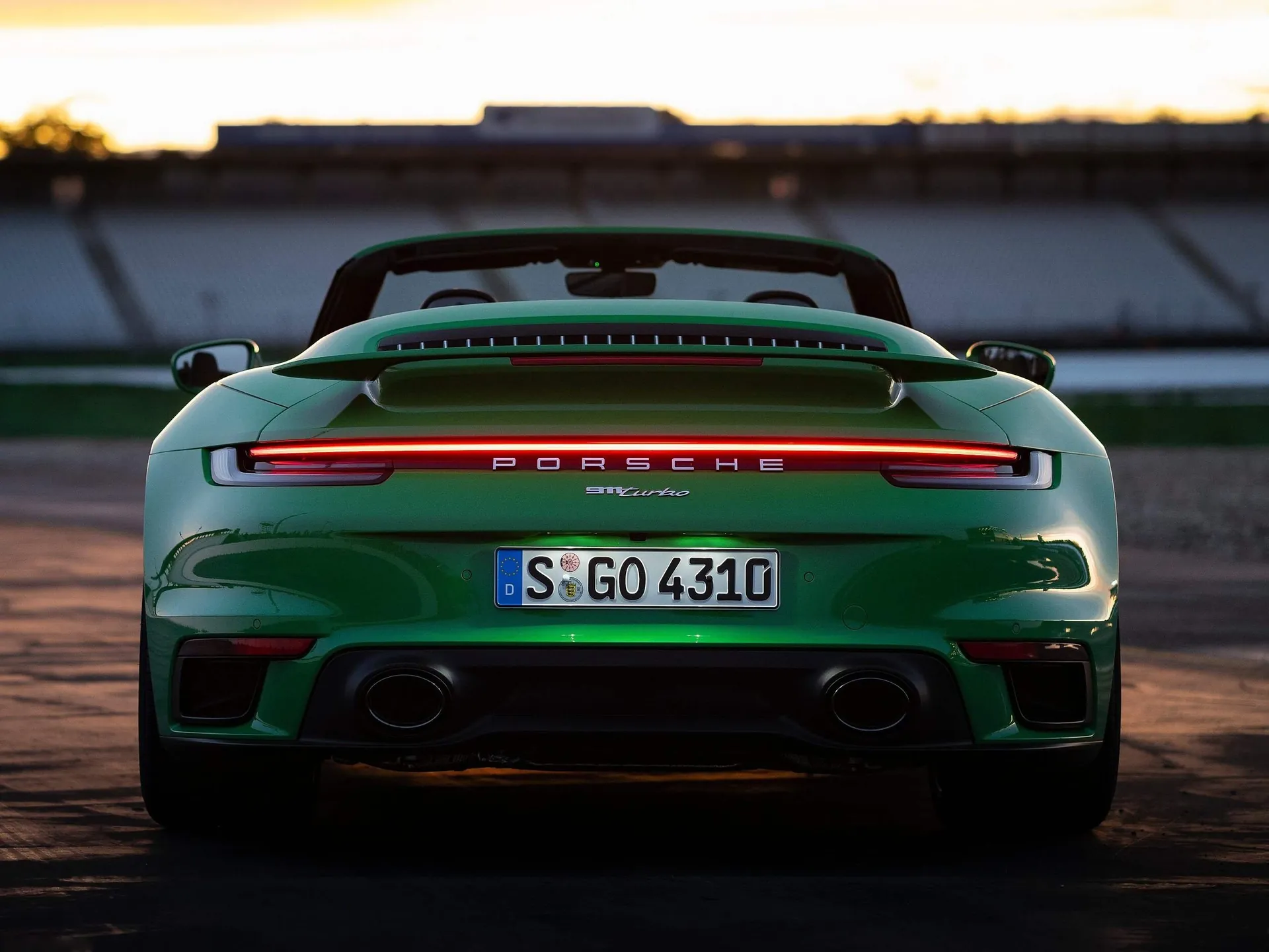 Porsche 911 Turbo Cabriolet (2021) - Rear