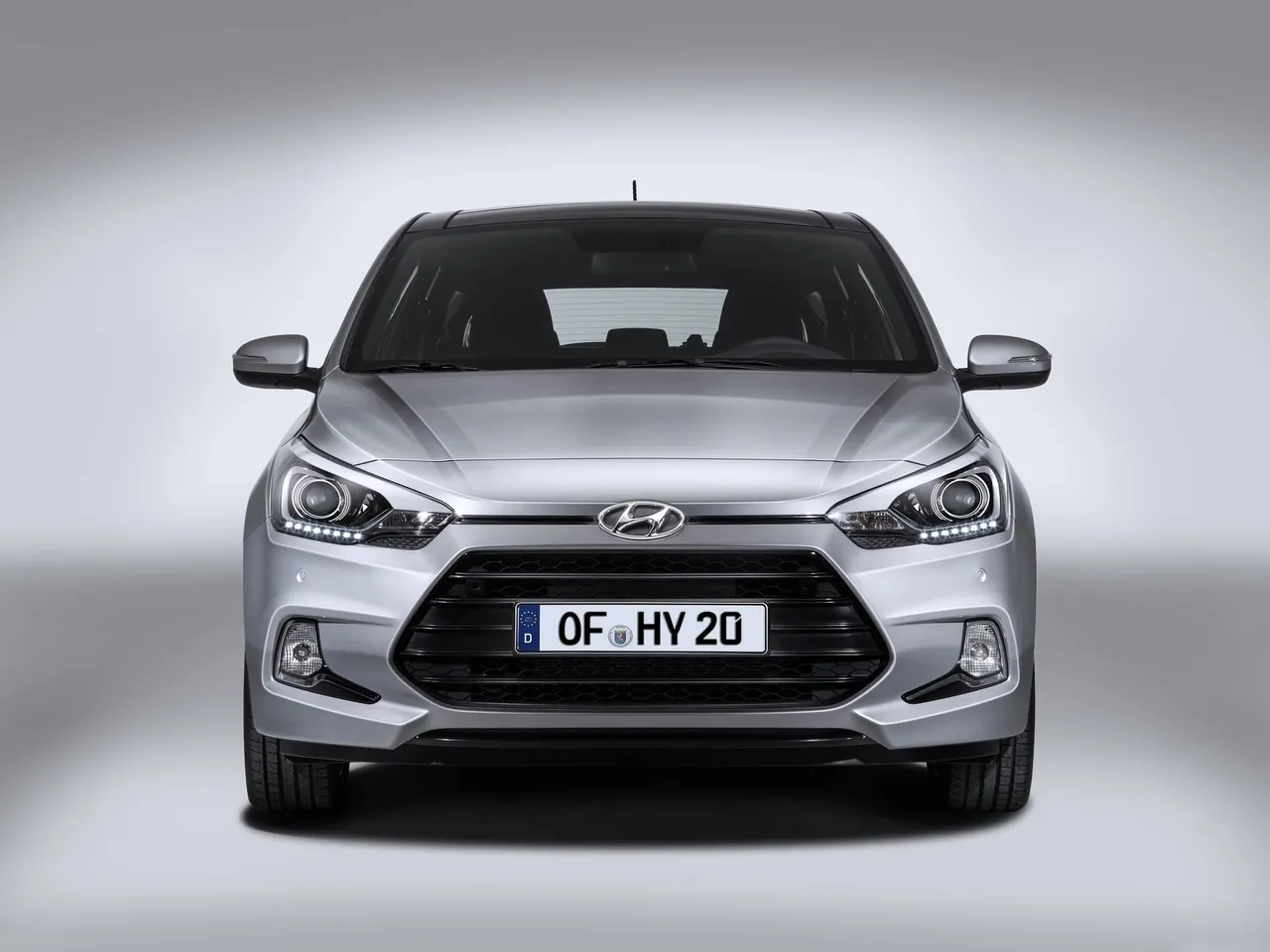 Hyundai i20 Coupe (2015) – zepředu