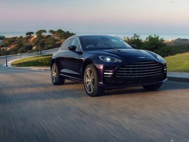 Aston Martin DBX GT (2027)