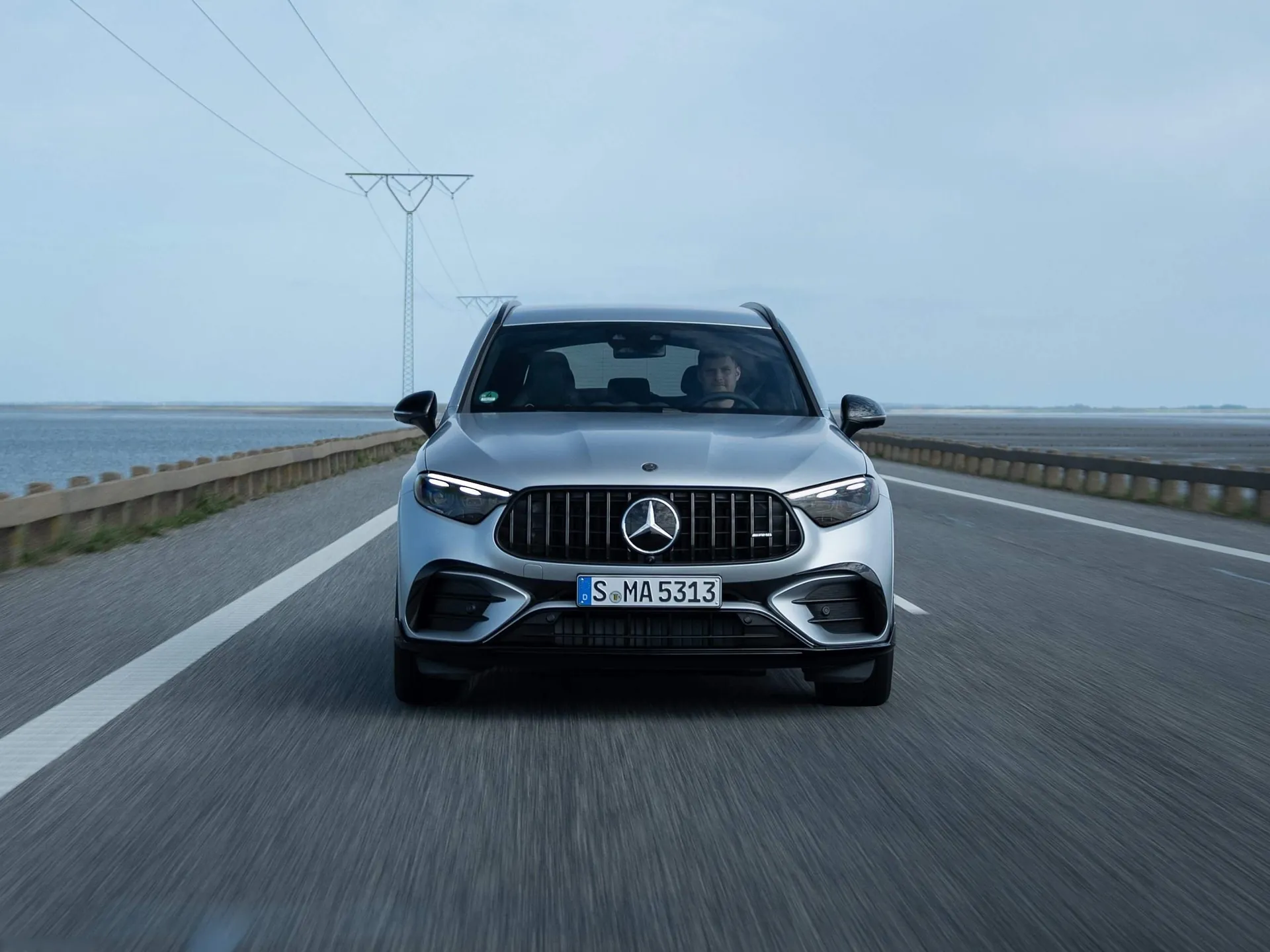 Mercedes-Benz GLC53 AMG (2027) – zepředu