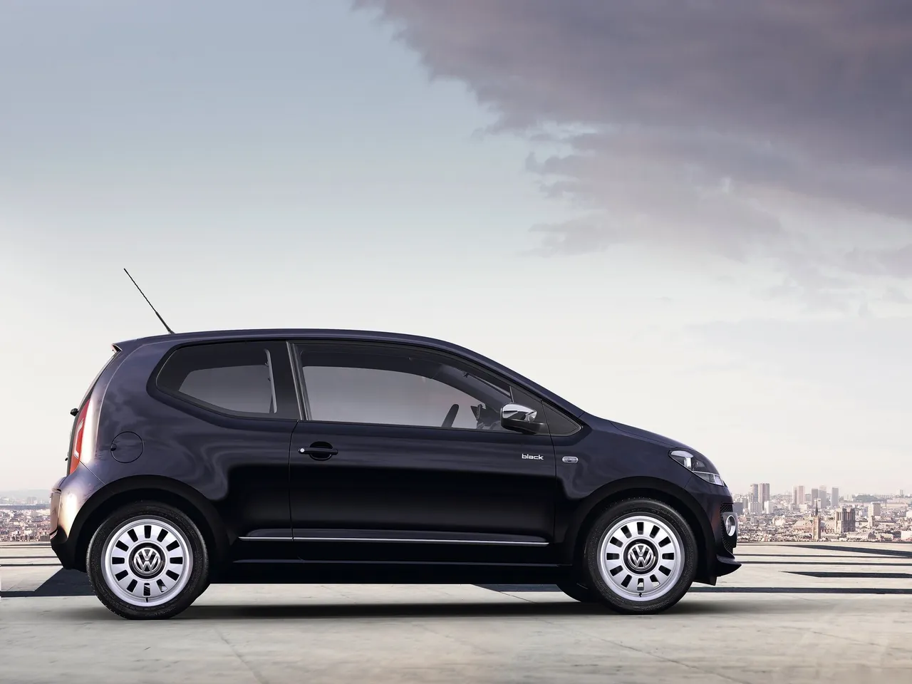 Volkswagen Up (2013) – boční profil