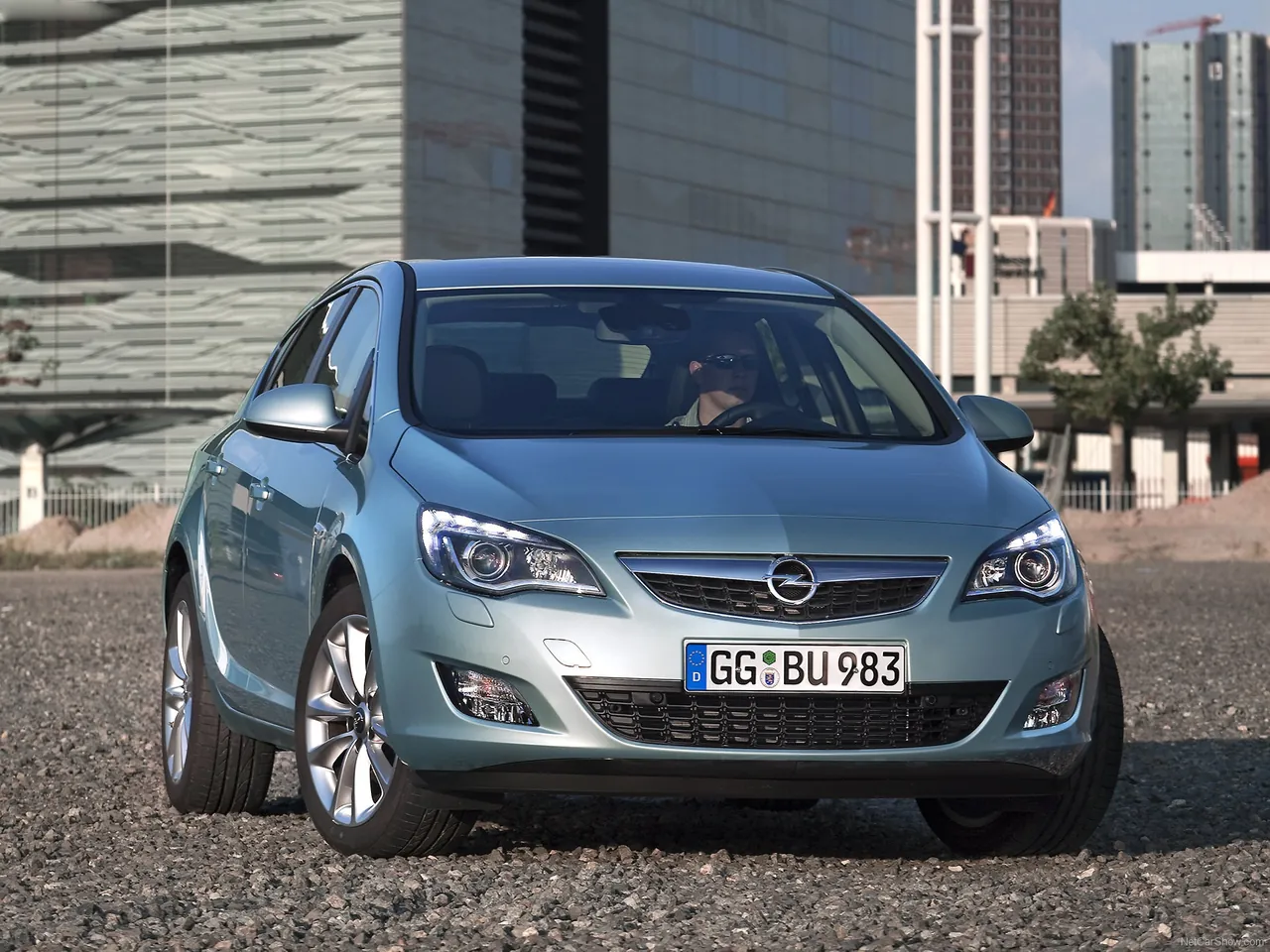 Opel Astra (2010)