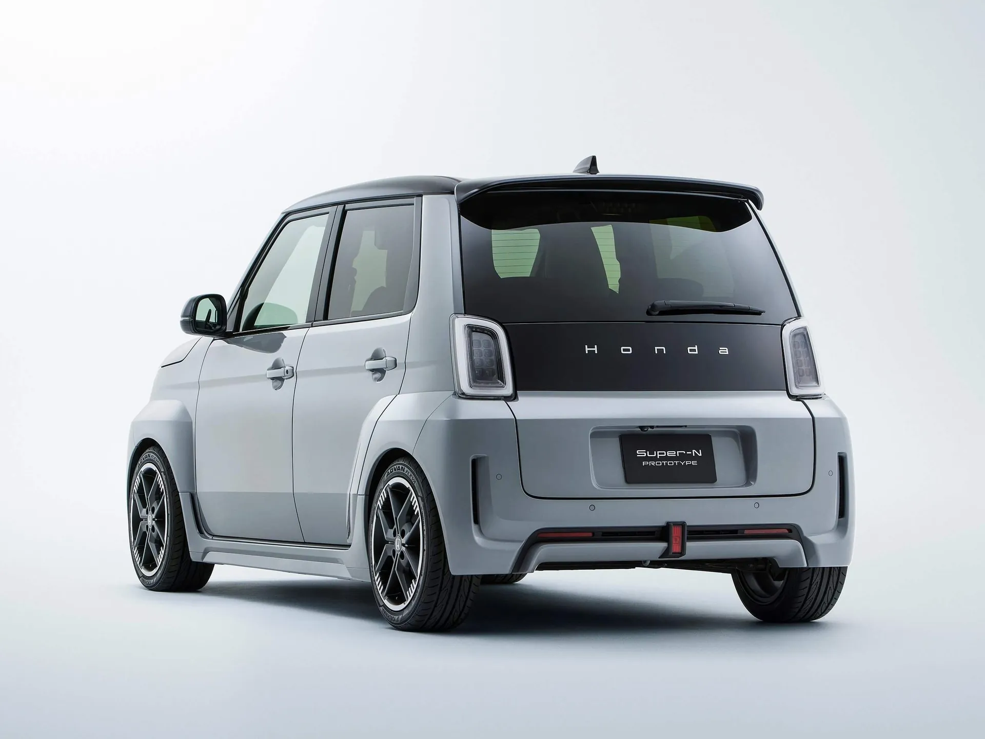 Honda Super-N Concept (2025) – zadní tříčtvrteční pohled