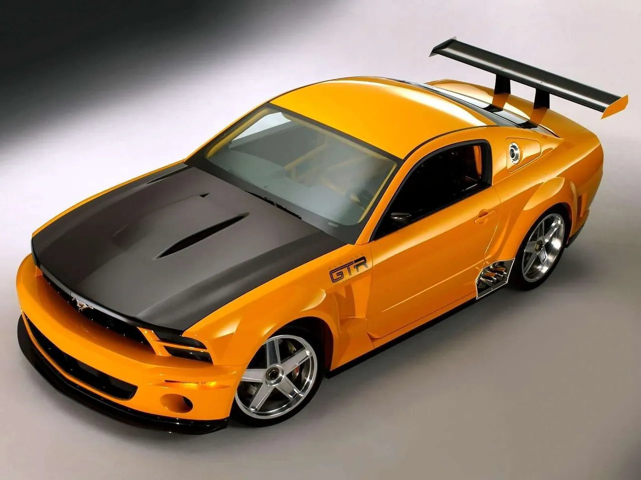 Ford Mustang GTR 40th Anniversary Concept (2004)