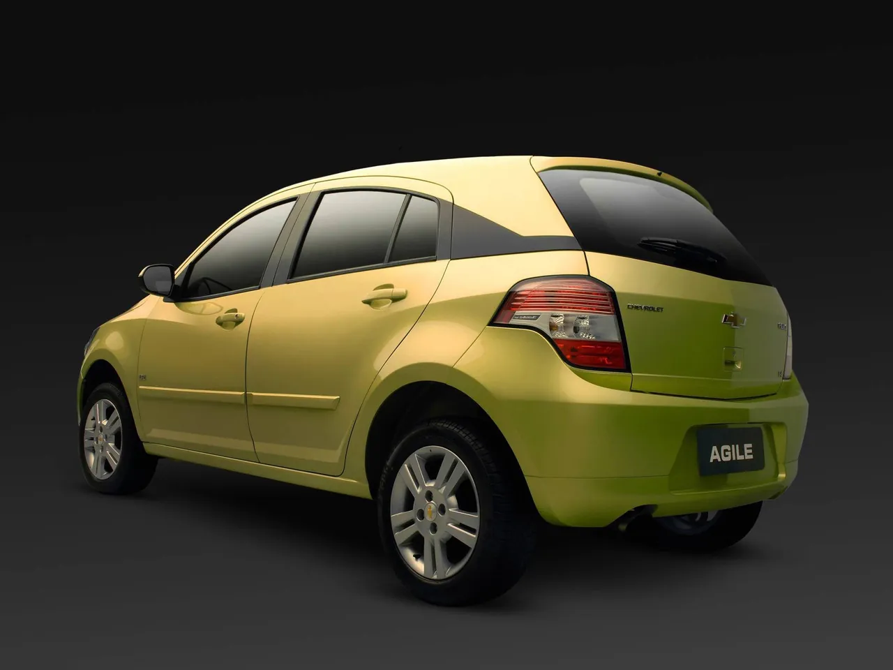 Chevrolet Agile (2010) – zadní tříčtvrteční pohled