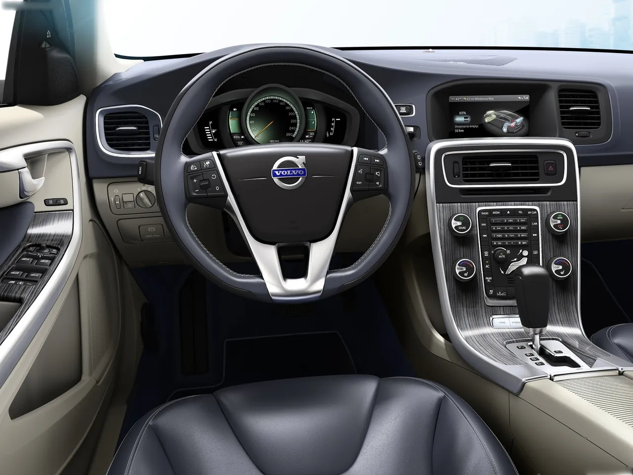 Volvo V60 Plug-in Hybrid (2013) – interiér
