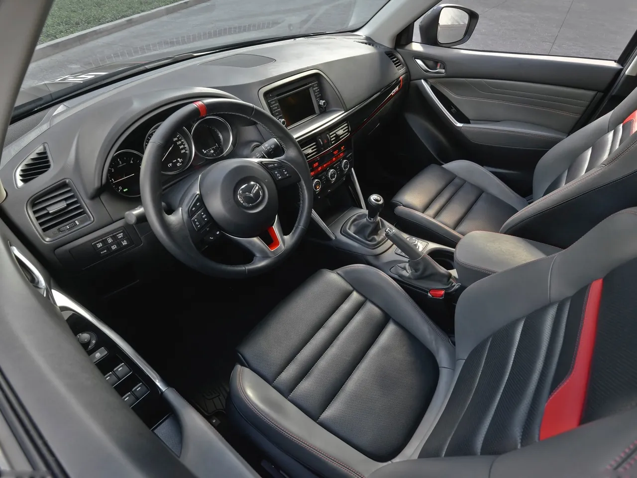 Mazda CX-5 Dempsey Concept (2012) – interiér