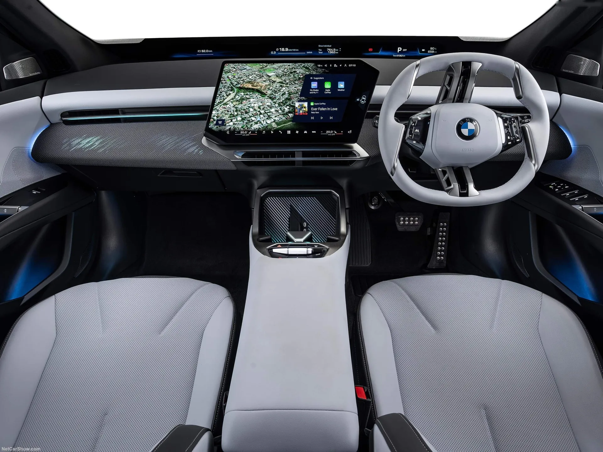 BMW iX3 [ZA] (2026) – interiér