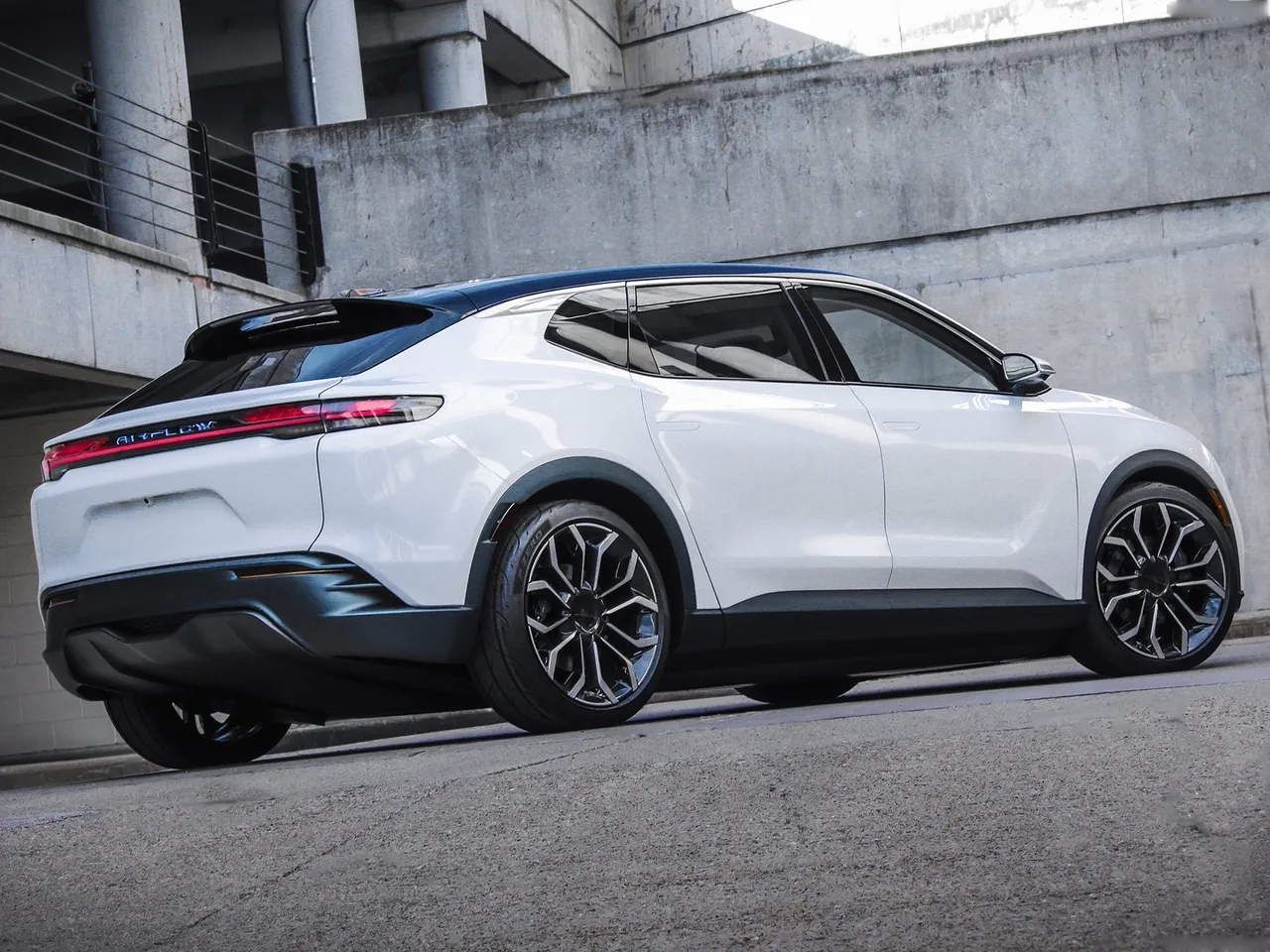 Chrysler Airflow Concept (2022) – zadní tříčtvrteční pohled