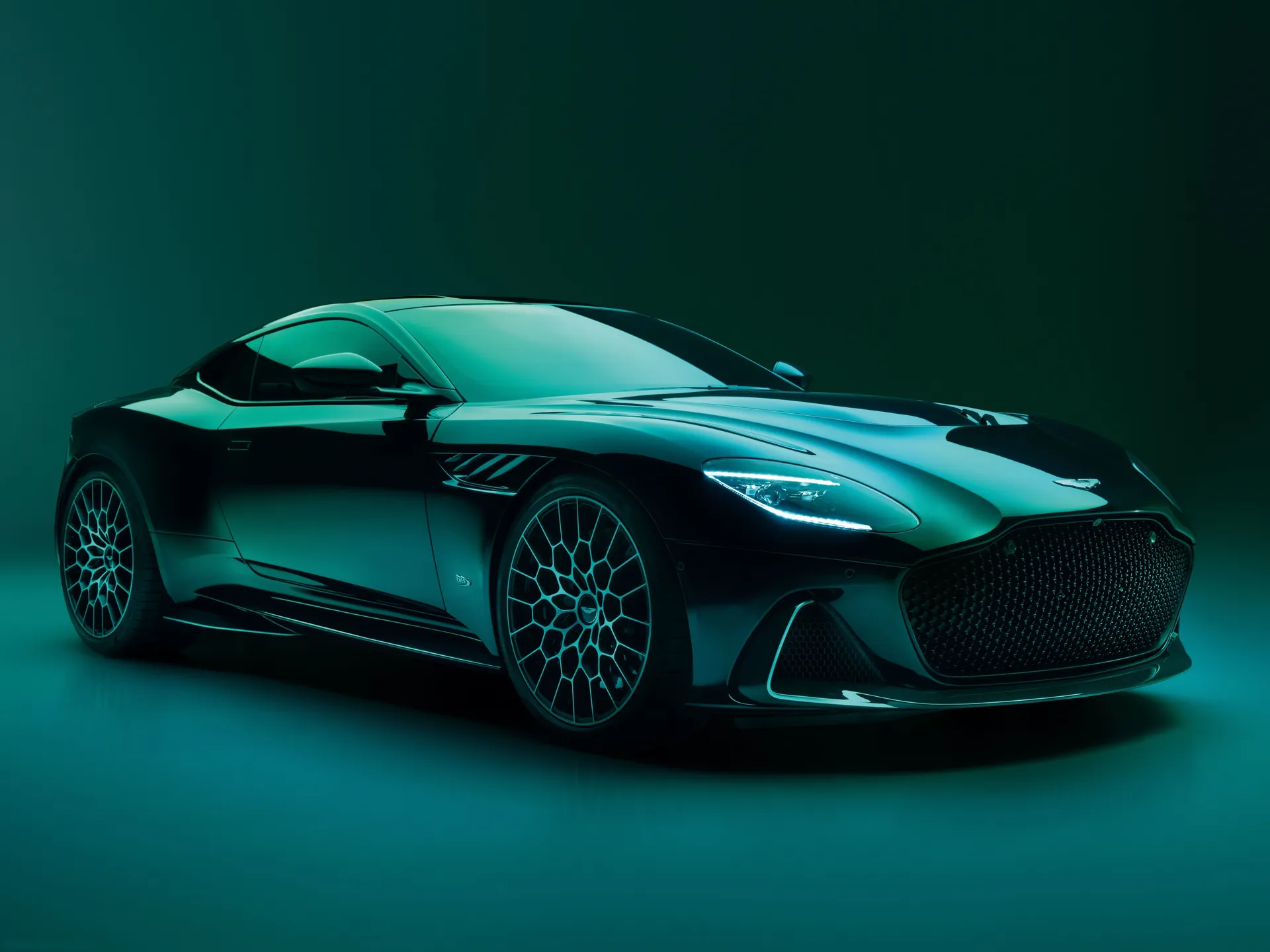 Aston Martin DBS770 Ultimate (2024)