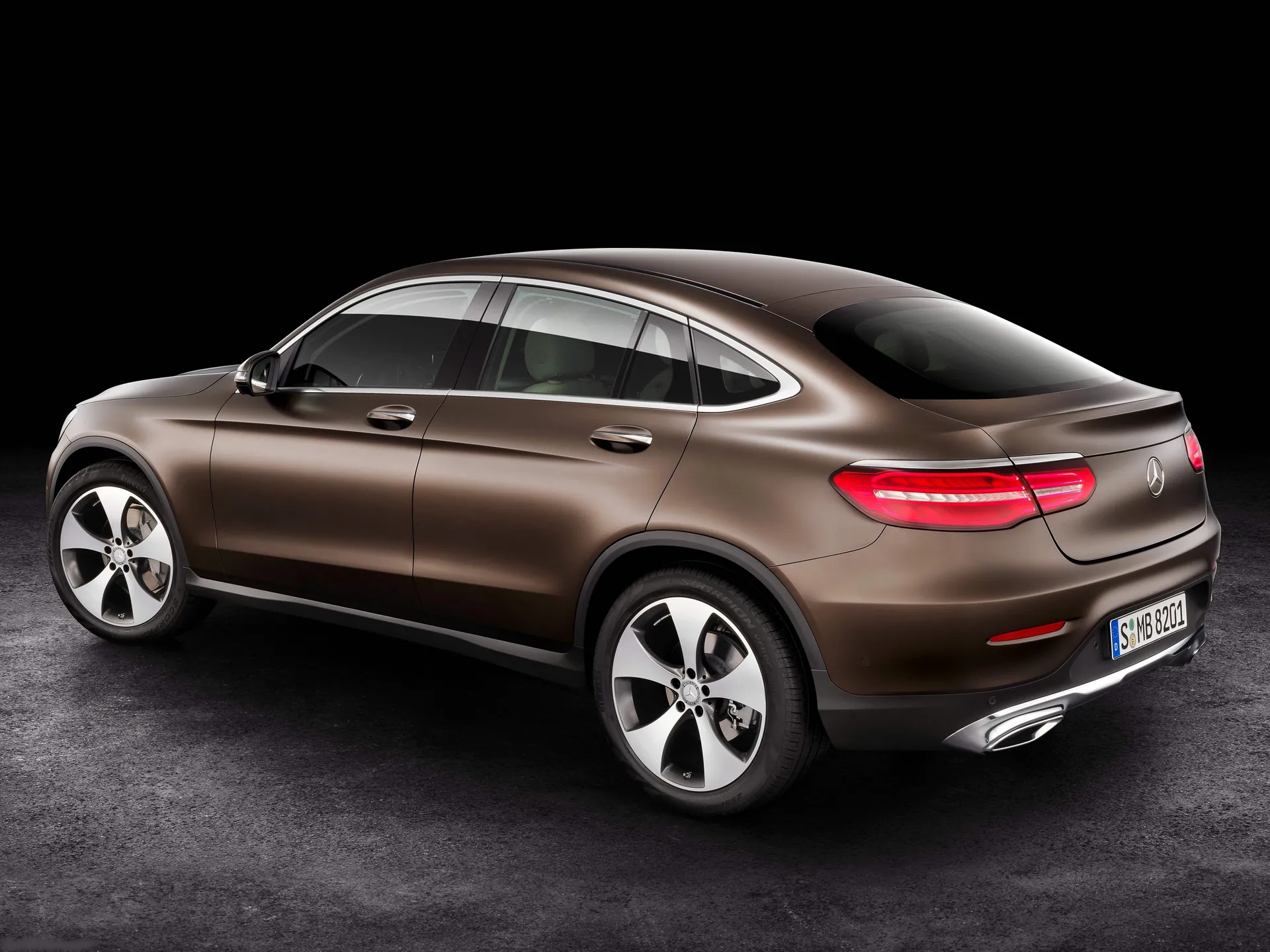 Mercedes-Benz GLC Coupe (2017) - Rear Three-Quarter