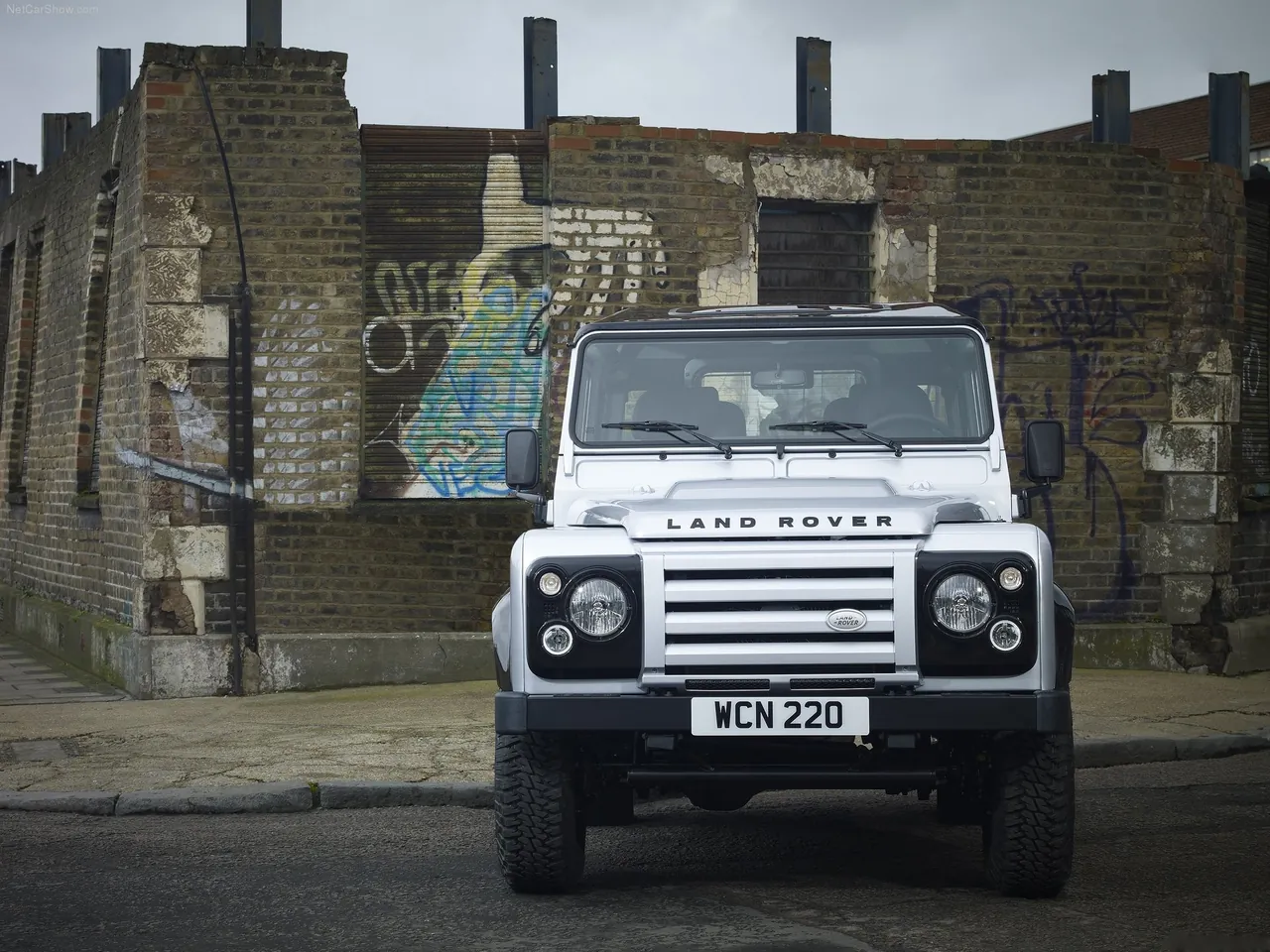 Land Rover Defender X-Tech (2011) - Front