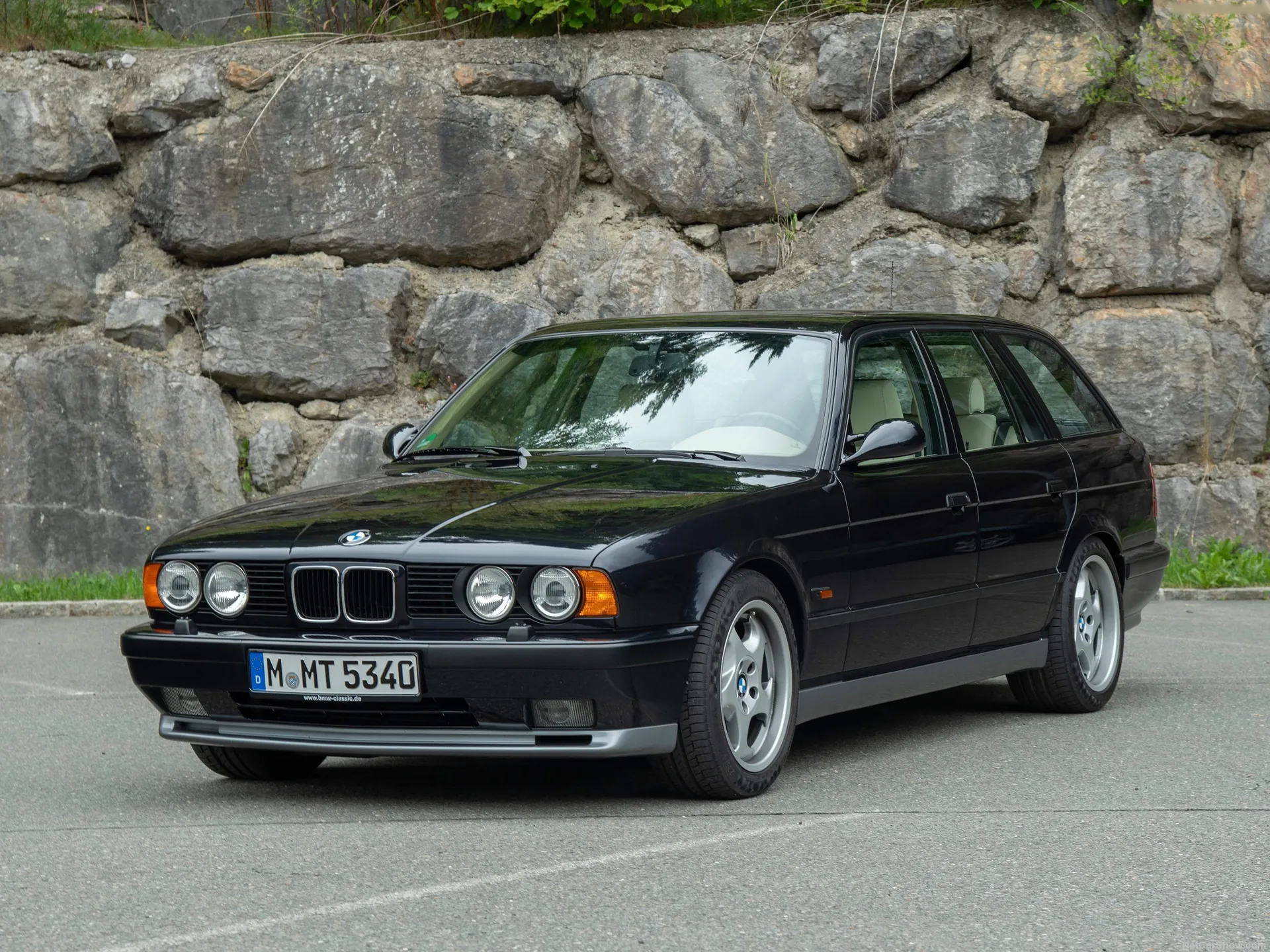 BMW M5 Touring (1992)