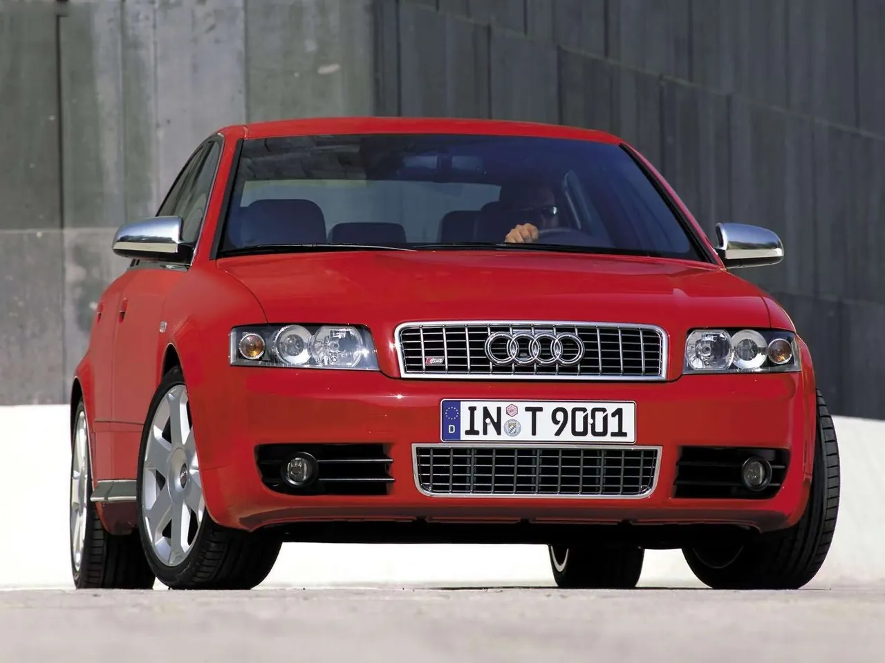 Audi S4 (2002)