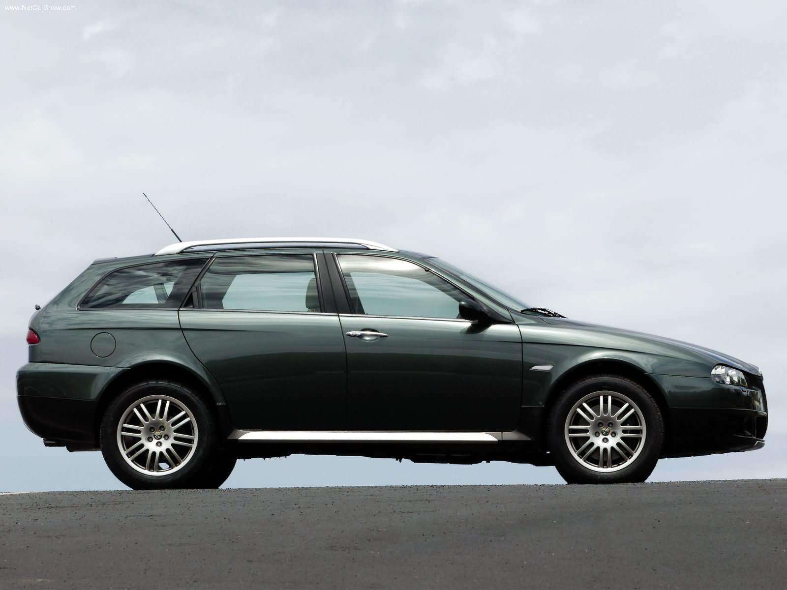 Alfa Romeo 156 Crosswagon Q4 (2004) - Side Profile