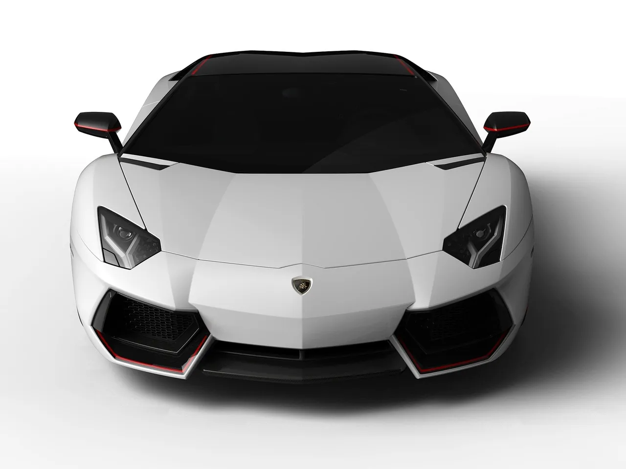 Lamborghini Aventador LP700-4 Pirelli Edition (2015) – zepředu