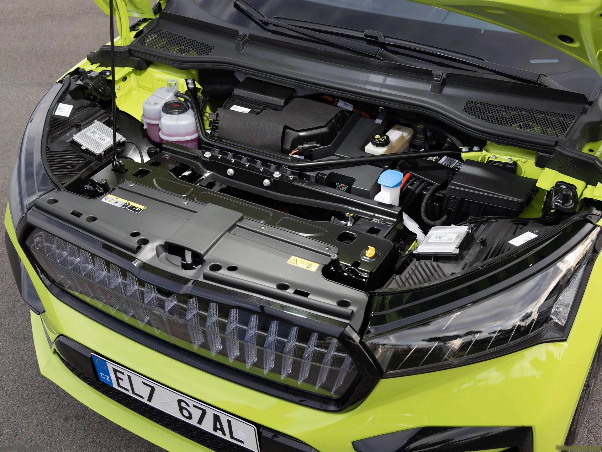 Skoda Enyaq Coupe RS iV (2022) – motorový prostor