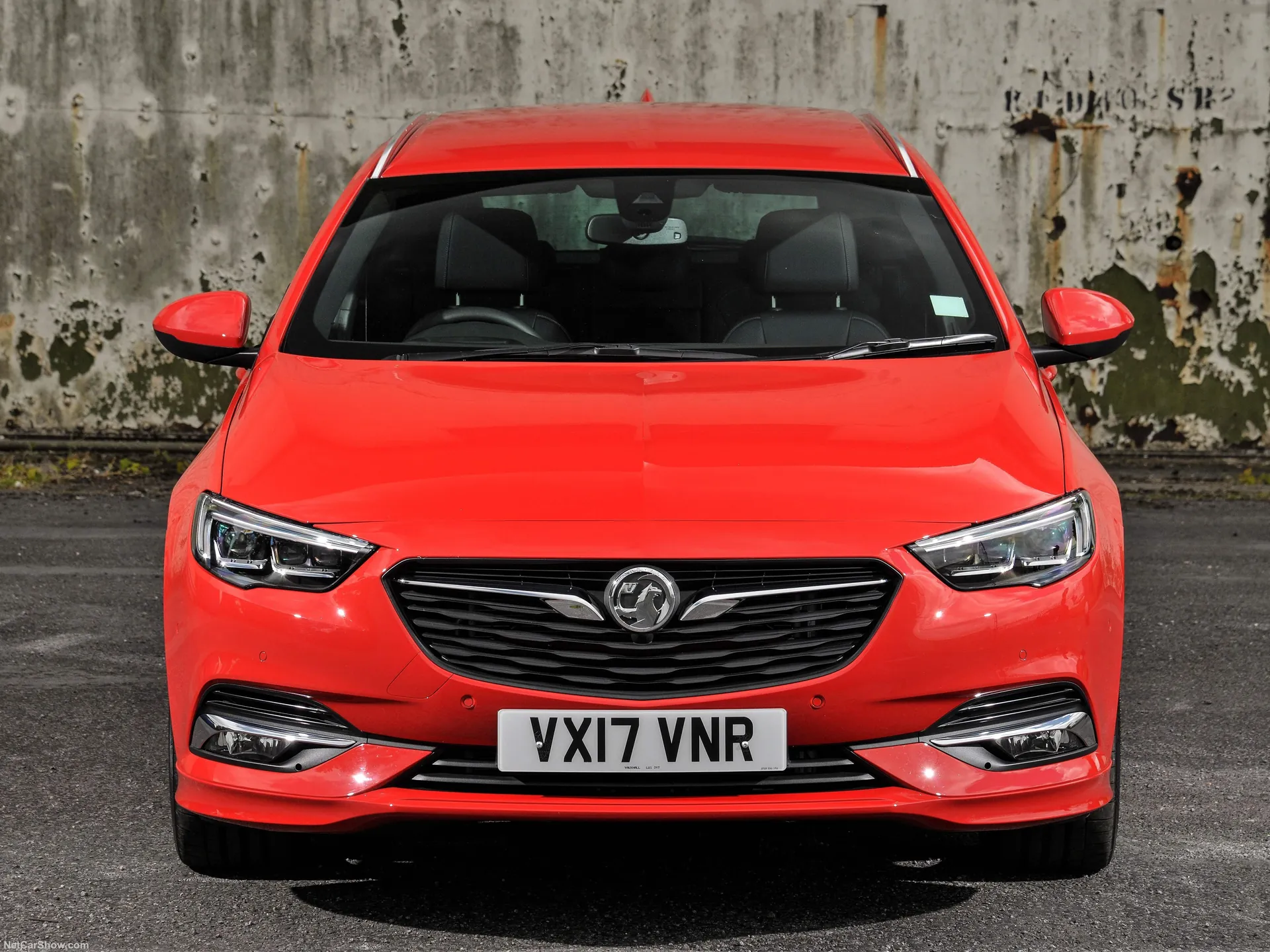 Vauxhall Insignia Sports Tourer (2018) - Front