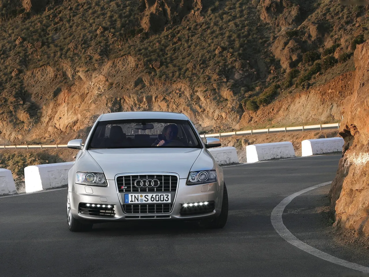 Audi S6 (2006) – zepředu