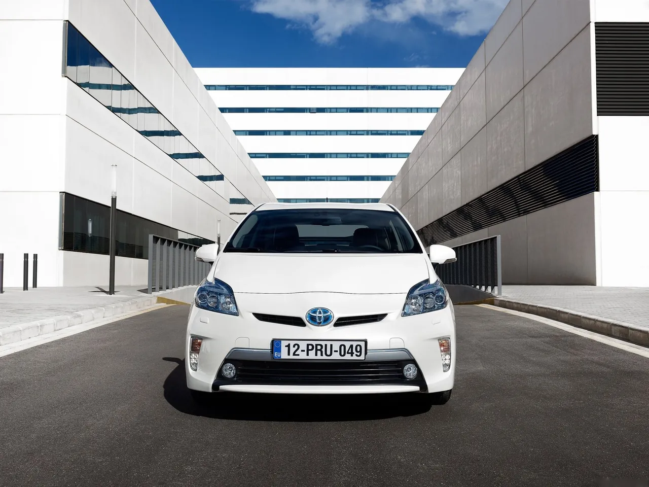Toyota Prius Plug-in Hybrid (2013) – zepředu