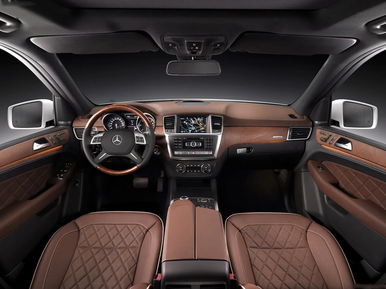 Mercedes-Benz M-Class (2012) - Interior