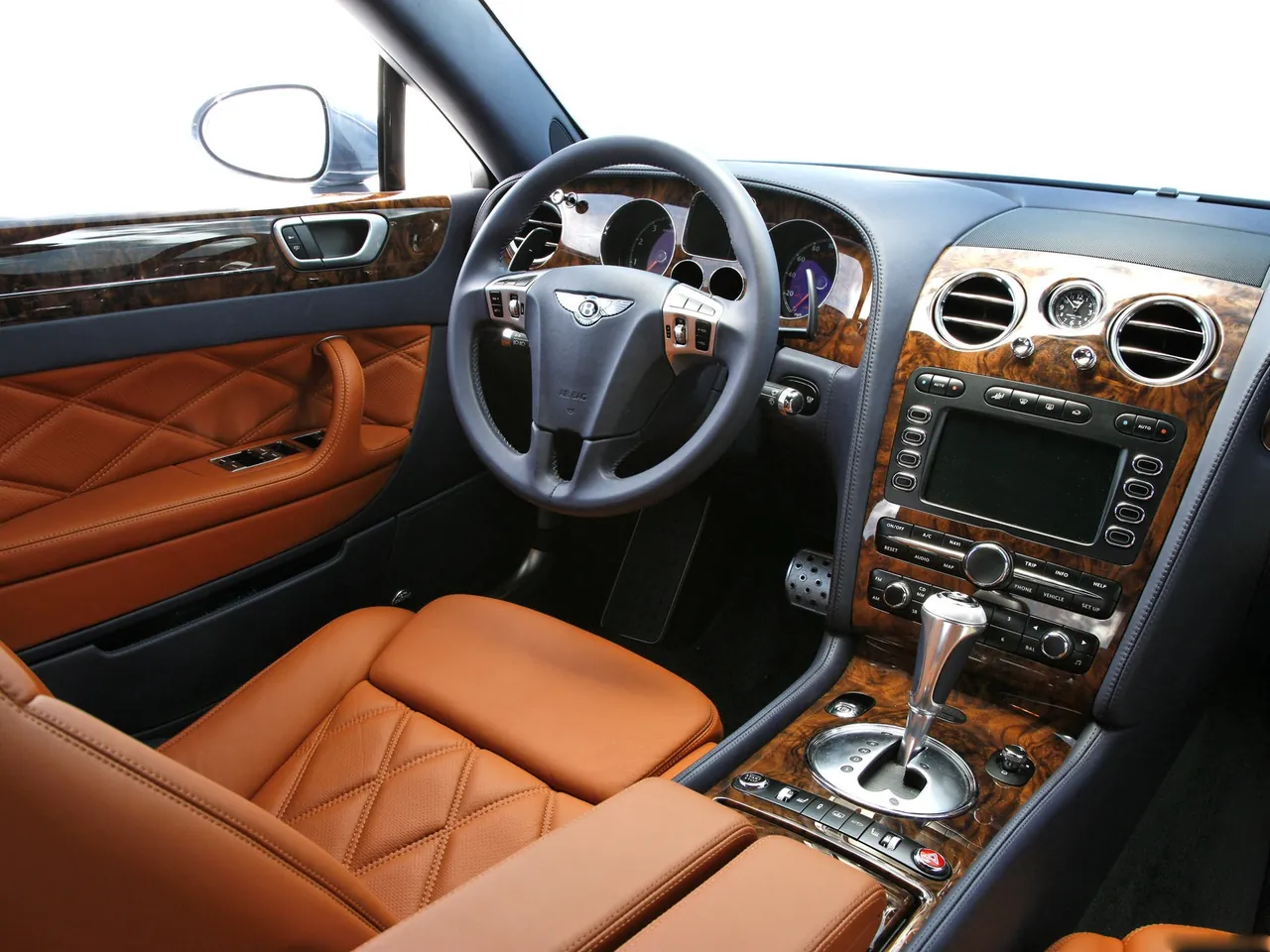 Bentley Continental Flying Spur Speed (2009) – interiér