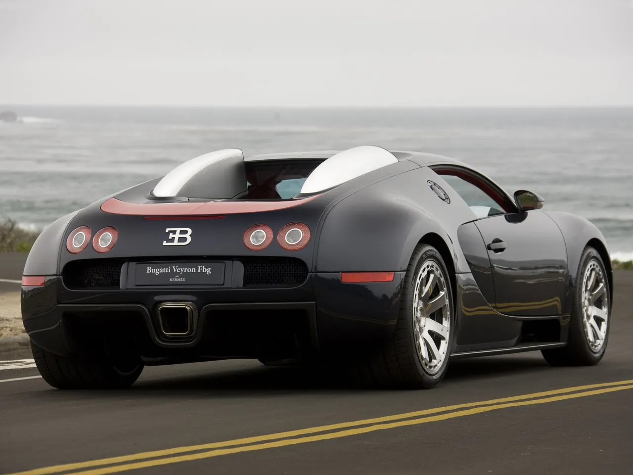 Bugatti Veyron Fbg par Hermes (2009) – zadní tříčtvrteční pohled