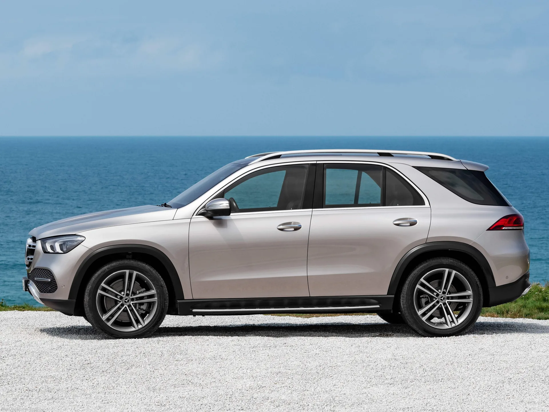 Mercedes-Benz GLE (2020) – boční profil