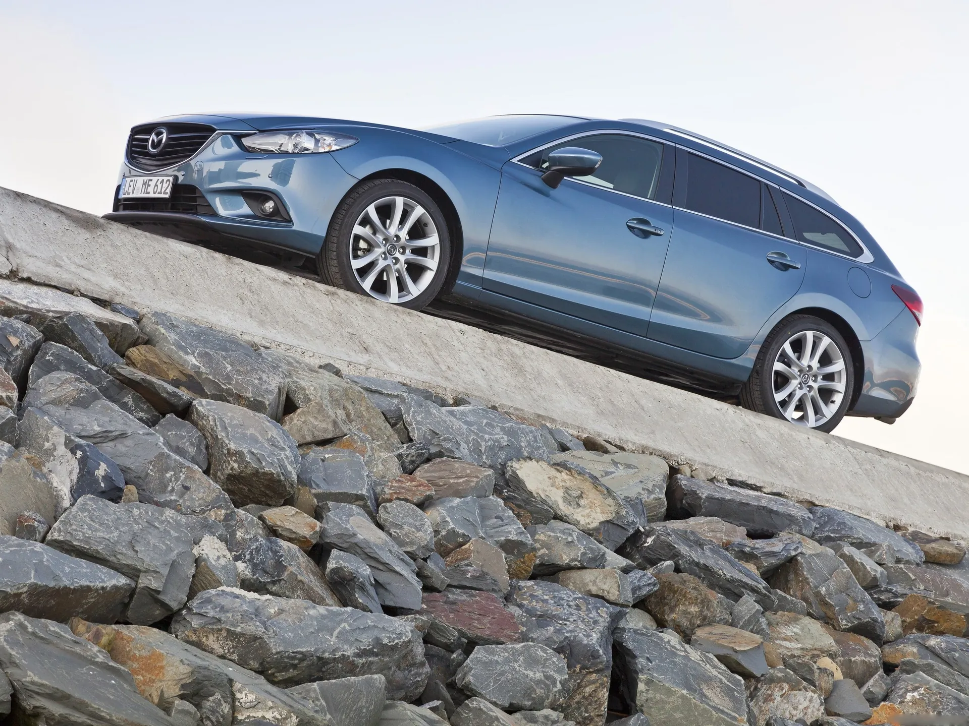 Mazda 6 Wagon (2013)