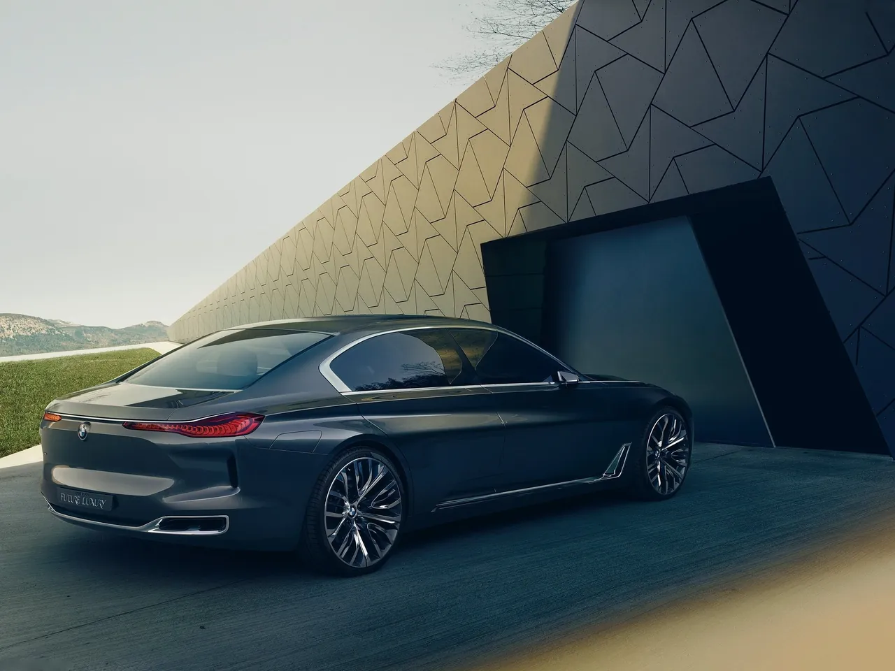 BMW Vision Future Luxury Concept (2014) – zadní tříčtvrteční pohled
