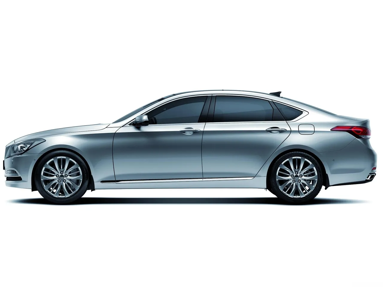 Hyundai Genesis (2015)