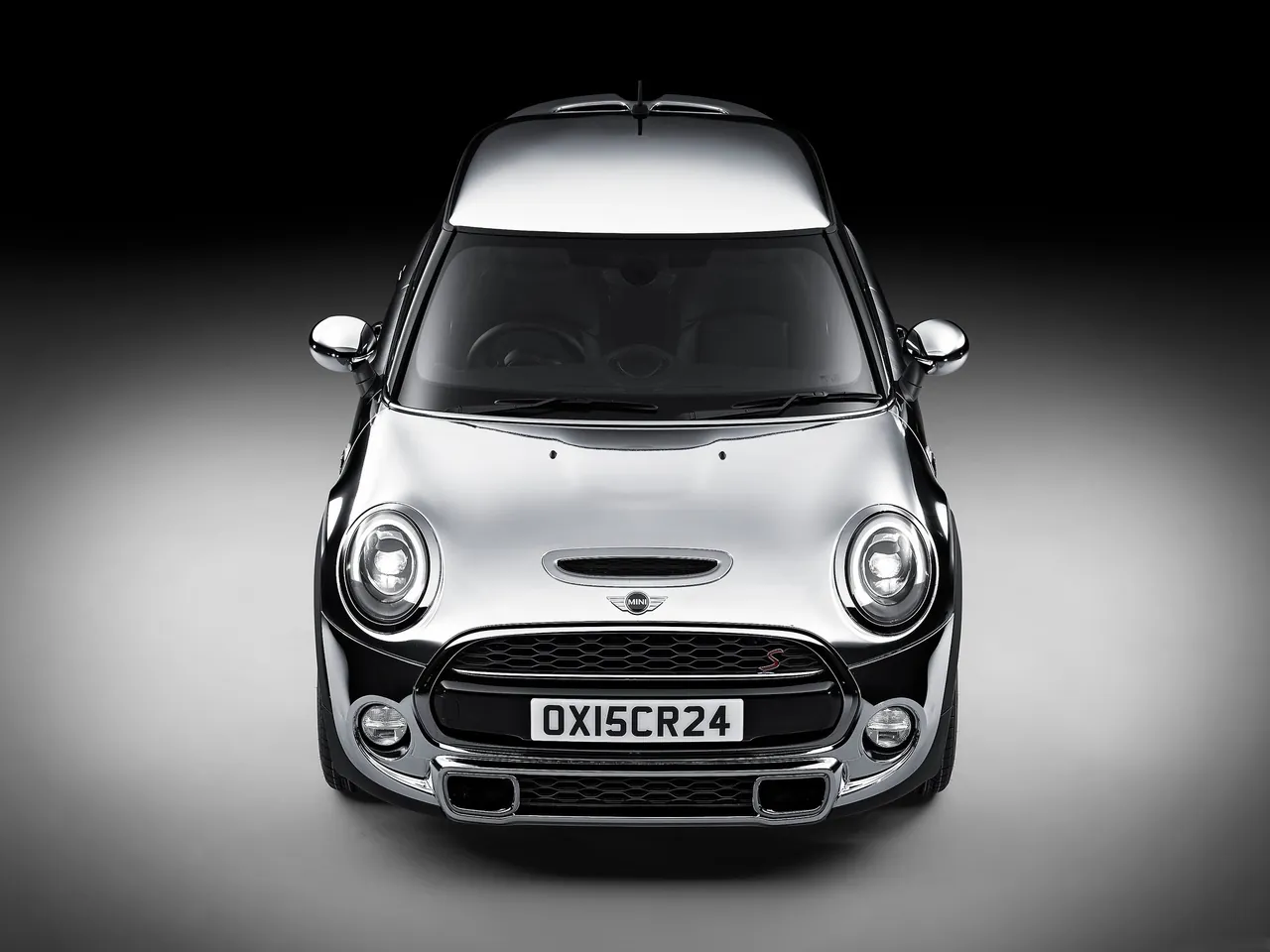 Mini Chrome Line Exterior Deluxe Concept (2015) – zepředu