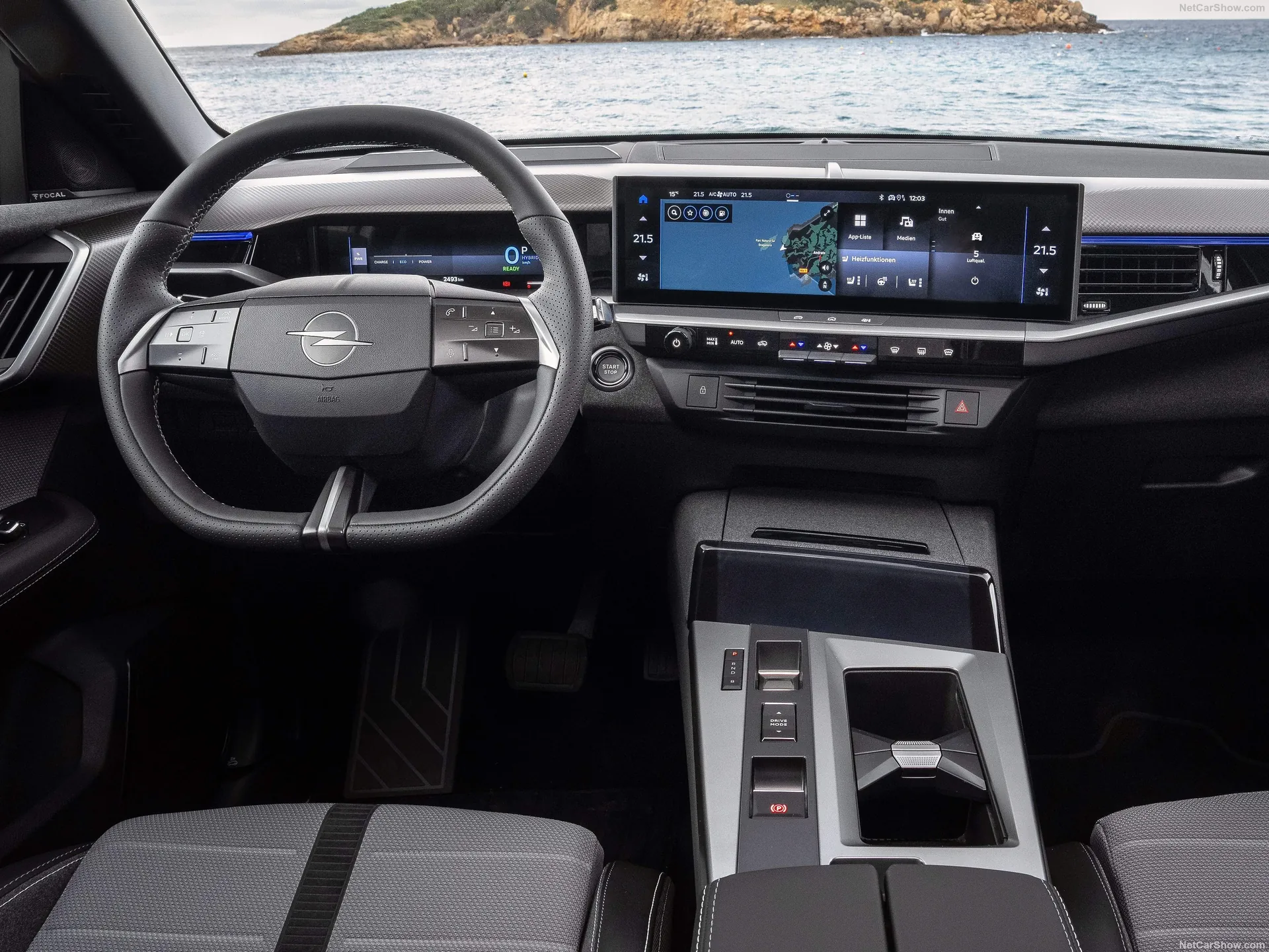 Opel Grandland Plug-in Hybrid (2025) – interiér