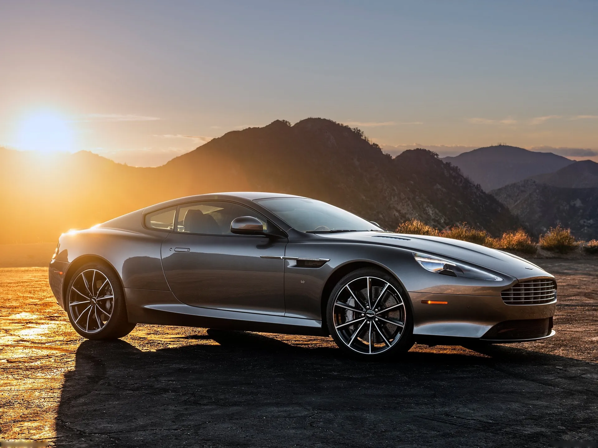 Aston Martin DB9 GT (2016)