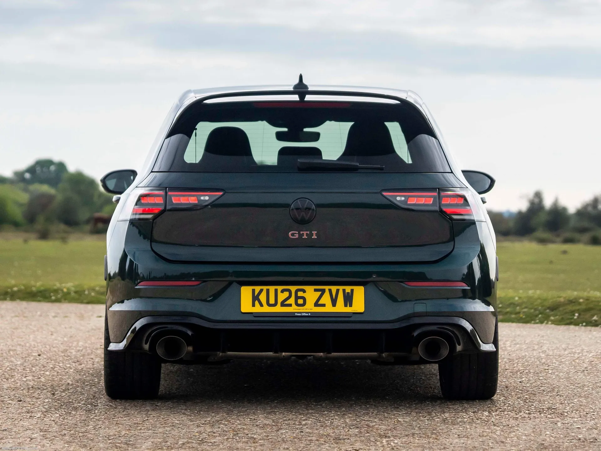 Volkswagen Golf GTI Edition 50 [UK] (2026) – zezadu